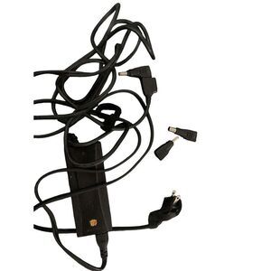 Universal Laptop Charger or AC Adapter Good Condition for use with Various lapto